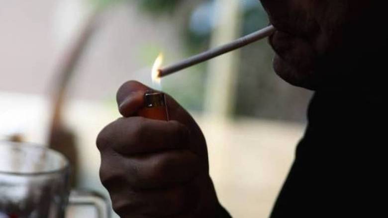 Η πρώτη χώρα στον κόσμο που απαγορεύει το κάπνισμα σε όσους έχουν γεννηθεί μετά το 2007