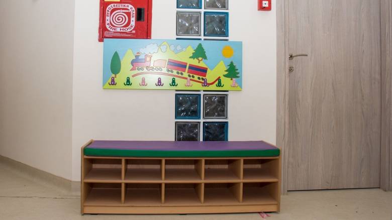 Vouchers βρεφονηπιακών σταθμών: «Άνοιξαν» οι αιτήσεις - Τα νέα εισοδηματικά όρια