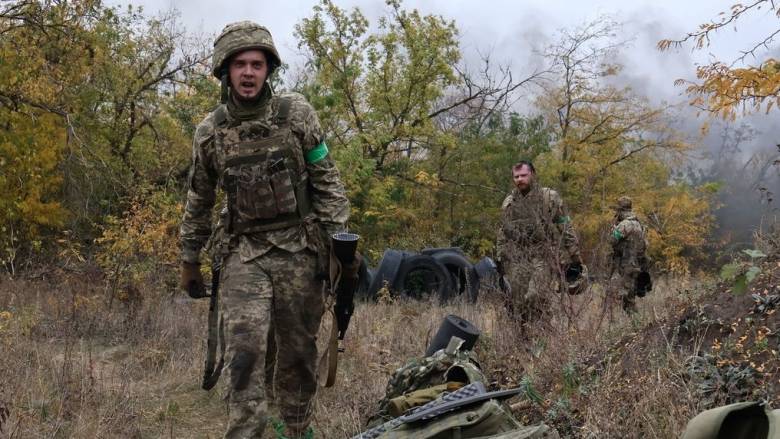 Σκληρές μάχες μεταξύ Ρώσων και Ουκρανών για τον έλεγχο Ποκρόβσκ και Κουπιάνσκ