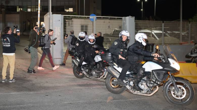 Βορίζια: Απολογούνται τα τρία αδέλφια για το μακελειό - Ανακριτής στα κρατητήρια Ηρακλείου