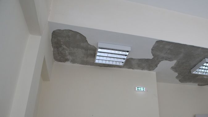 Κατέρρευσαν σοβάδες σε σχολείο στο Πόρτο Ράφτη - Τραυματίστηκαν δύο παιδιά