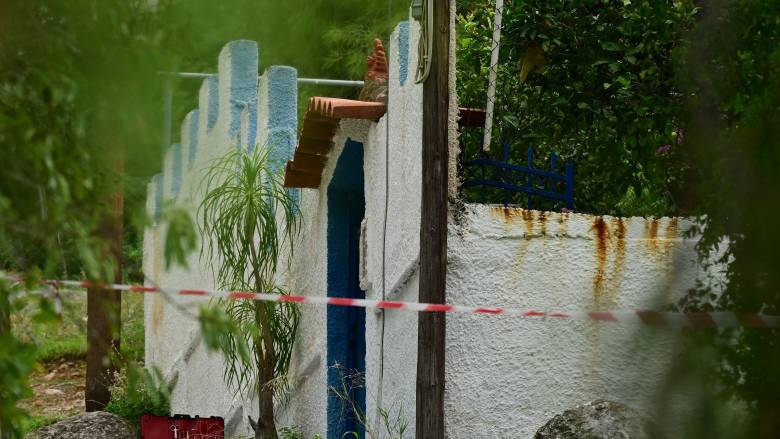 Σαλαμίνα: Η 46χρονη είχε παίξει στον τζόγο χρήματα που είχε πάρει από την 75χρονη - Πώς την σκότωσε