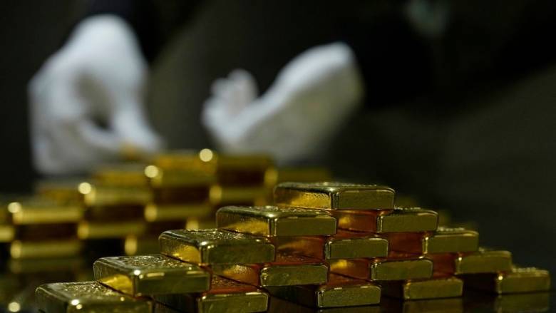 Γαλλία: Έσκαβε για να φτιάξει πισίνα και έγινε πλουσιότερος κατά... 700.000 ευρώ