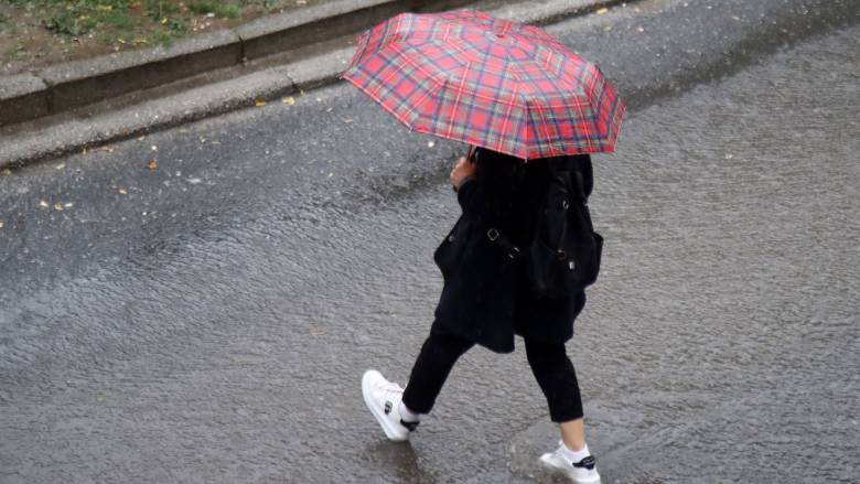 Κακοκαιρία το Σαββατοκύριακο με κρύο και χιόνια στα ορεινά - Με βροχές κάνει «ποδαρικό» το 2026