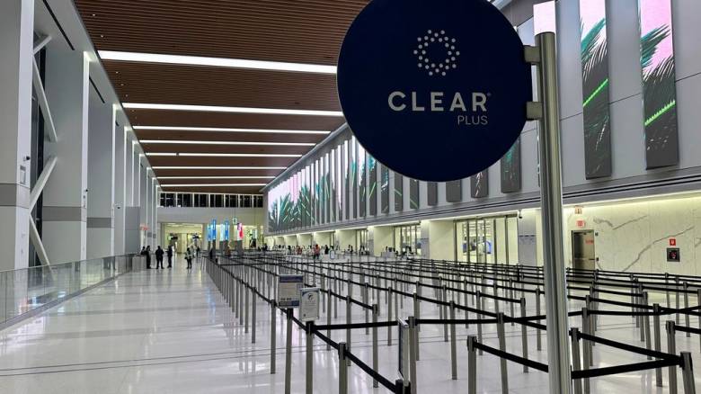 ΗΠΑ: 40 μέρες shutdown - Παραλύουν τα αεροδρόμια με χιλιάδες ακυρώσεις πτήσεων