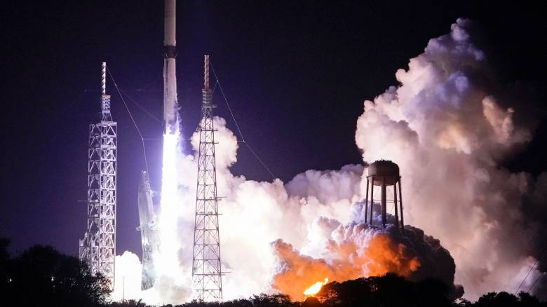 Ακυρώνει διαστημική εκτόξευση η NASA λόγω της ηλιακής καταιγίδας που πλησιάζει τη Γη