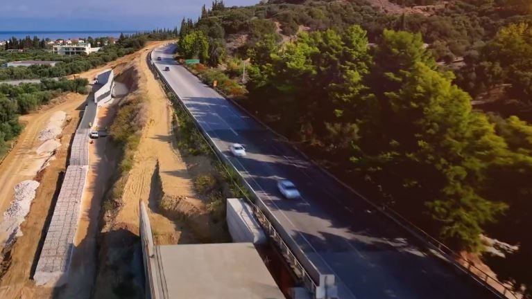 Αντίστροφη μέτρηση για τον οδικό άξονα Πατρών - Πύργου: Δείτε τα εντυπωσιακά πλάνα