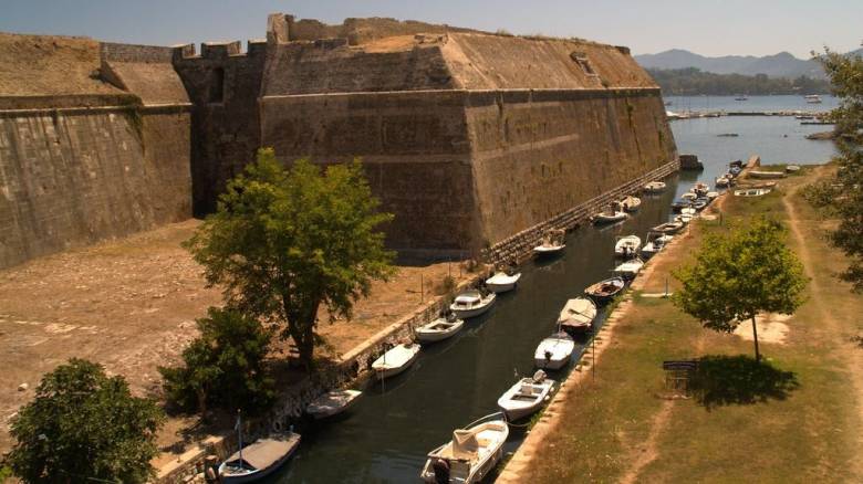 ΥΠΠΟ: Αποκαθίσταται η γέφυρας πρόσβασης στο Παλαιό Φρούριο της Κέρκυρας