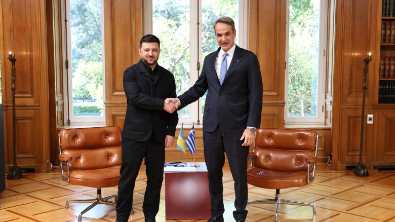 «Ευχαριστώ Ελλάδα, είμαι ευγνώμων στον Κ. Μητσοτάκη»: Μήνυμα Ζελένσκι για την υπογραφή της συμφωνίας