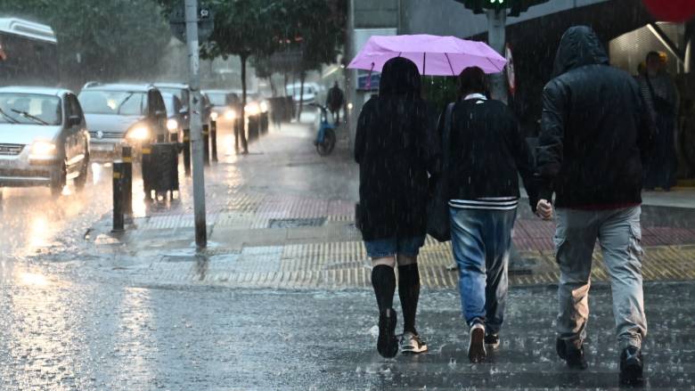 Βροχερό το σκηνικό του καιρού σε Ιόνιο και Ήπειρο - Νοτιάδες και αφρικανική σκόνη