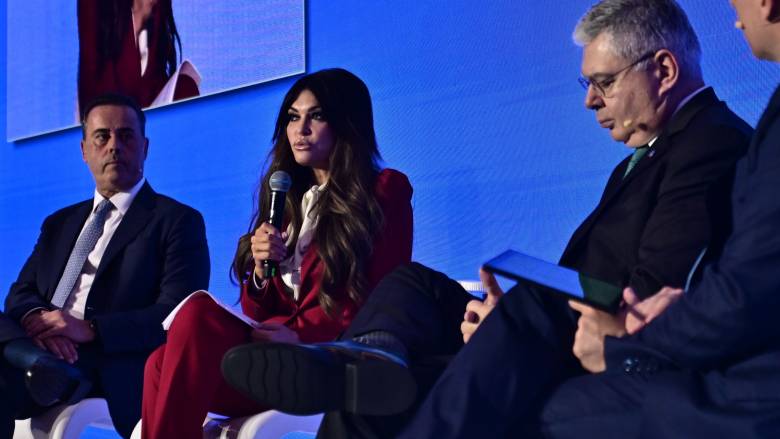 Γκίλφοϊλ: Παίκτης πρώτης γραμμής η Ελλάδα – Παπασταύρου: Μιλάμε την ίδια γλώσσα με τις ΗΠΑ