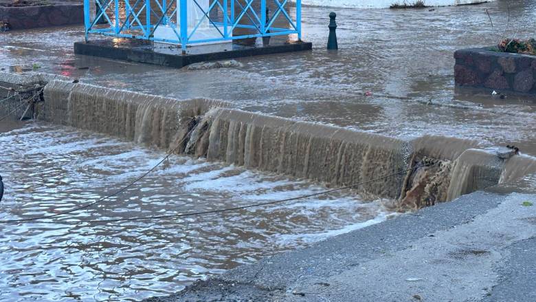 Διπλό μήνυμα από το 112  σε Ιωάννινα και Άρτα για περιορισμό μετακινήσεων λόγω κατολισθήσεων