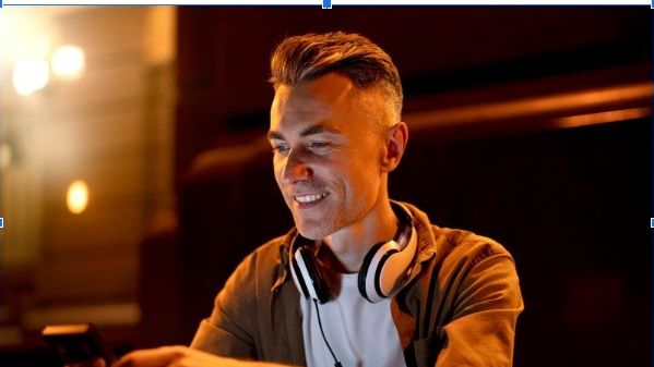 Οι νέες μορφές ψυχαγωγίας και η επιρροή τους στην ελληνική κοινωνία