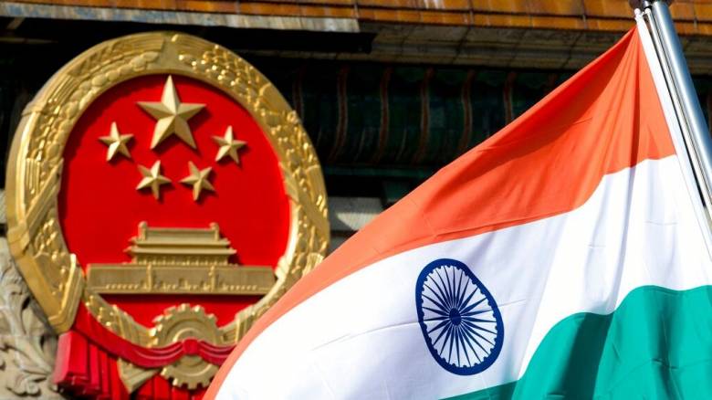 Κίνα και Ινδία δείχνουν να συμμορφώνονται με τις κυρώσεις των ΗΠΑ στη Ρωσία