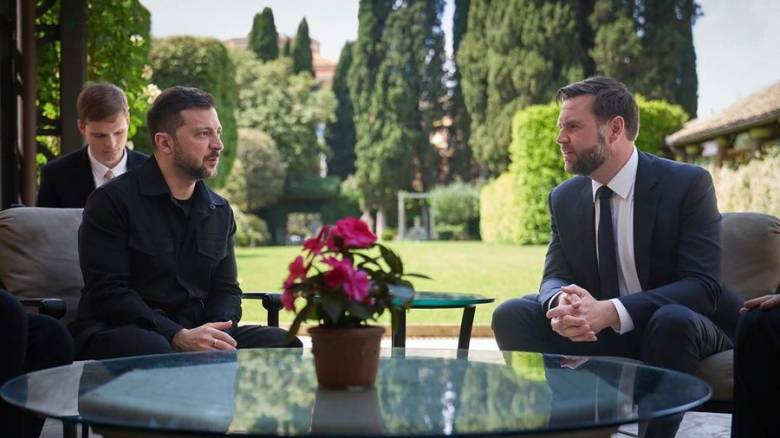 Τηλεφωνική επικοινωνία Ζελένσκι - Τζέι Ντι Βανς για το αμερικανικό σχέδιο