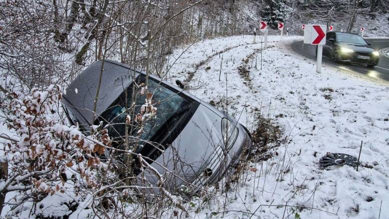 Σφοδρές χιονοπτώσεις πλήττουν την Ευρώπη - Προβλήματα στις μετακινήσεις