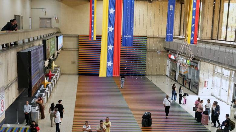 Η Βενεζουέλα ζητά από τις διεθνείς αεροπορικές εταιρείες να επαναλάβουν τις πτήσεις τους