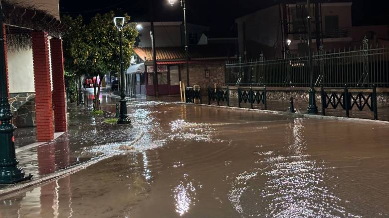 Η κακοκαιρία Adel «σφυροκοπά» τη χώρα: Προβλήματα σε Κέρκυρα, Αιτωλοακαρνανία - Ήχησαν 112