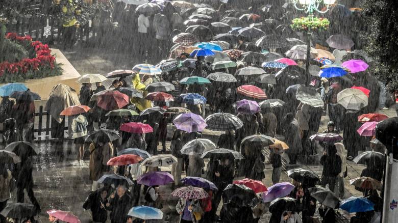 Μια βροχή δεν θα μας σώσει