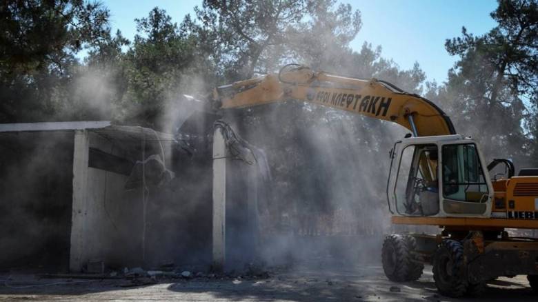 Θεσσαλονίκη: Κατεδαφίζονται απαλλοτριωμένα και ετοιμόρροπα κτίρια στην Άνω Πόλη