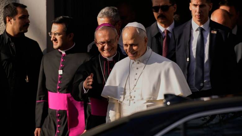 Τι σηματοδοτεί η ιστορική συνάντηση του Πατριάρχη Βαρθολομαίου με τον Πάπα Λέοντα στη Νίκαια