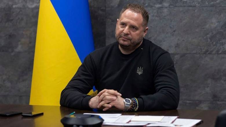 Ουκρανία: Στο μικροσκόπιο των Αρχών για τη διαφθορά ο στενός συνεργάτης του Ζελένσκι Αντρίι Γερμάκ