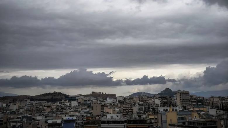 Καιρός: Υποχωρεί η Adel - Μεμονωμένες βροχές σε Αιγαίο και Δωδεκάνησα