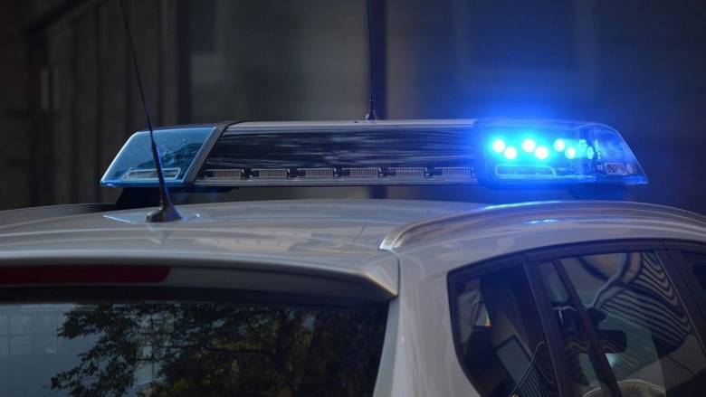 Περιπετειώδης καταδίωξη στην Ελασσόνα: Ανήλικος οδηγός δεν σταμάτησε σε αστυνομικό έλεγχο