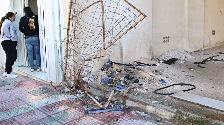 Βίντεο ντοκουμέντο από Λούτσα: Η στιγμή που το ΙΧ πέφτει πάνω στους πεζούς και σκοτώνει τον 24χρονο