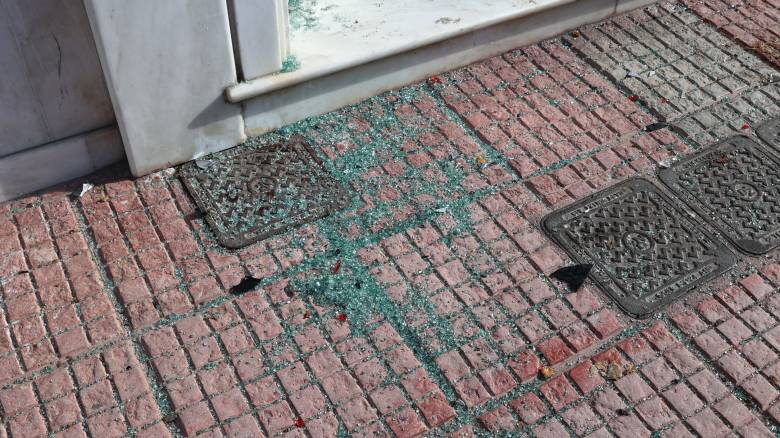 Λούτσα: Εκτινάχθηκε και σκοτώθηκε ακαριαία ο 24χρονος - Σεσημασμένος για ναρκωτικά ο 29χρονος