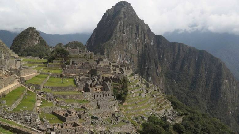 Περού: Τουλάχιστον 12 νεκροί και 30 αγνοούμενοι έπειτα από κατολίσθηση