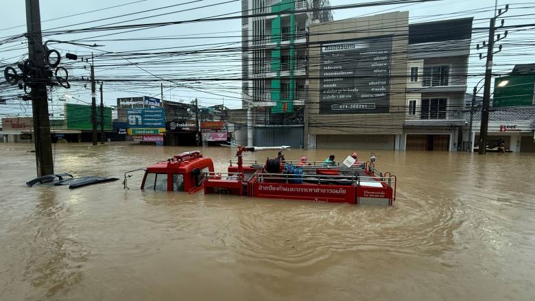 Πάνω από 1.000 νεκροί από τις πλημμύρες σε Ινδονησία και Σρι Λάνκα - Εκατοντάδες αγνοούμενοι