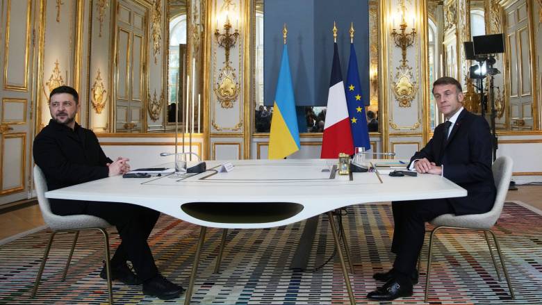 Ο Ζελένσκι στο Μέγαρο των Ηλυσίων για συνάντηση με Μακρόν: Ζητά εκ νέου τη στήριξη των Ευρωπαίων