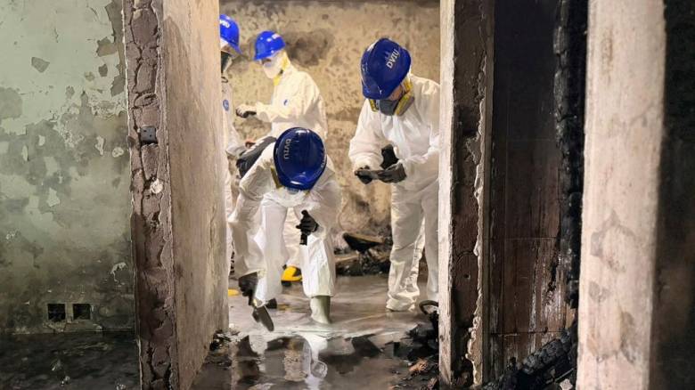 Χονγκ Κονγκ: Συνεχίζονται οι έρευνες για την πυρκαγιά στους ουρανοξύστες - Νέες συλλήψεις