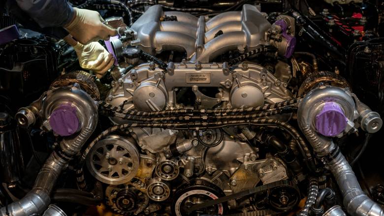 Γερμανία: Η Κομισιόν ανοίγει τον δρόμο για παραγωγή κινητήρων καύσης και μετά το 2035