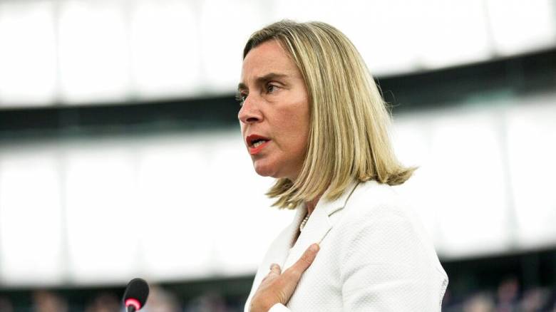 Η ειρήνη, η  Μογκερίνι και η Λαμποργκίνι