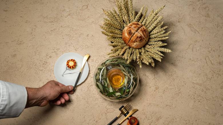 Μπορεί ένα αστέρι Michelin να μεταμορφωθεί σε τηγανίτα με μέλι, ενώνοντας το χθες με το αύριο;