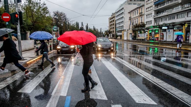 Καιρός: Χρστούγεννα με βροχές, Πρωτοχρονιά με παγωνιά και χιόνια - Η πρόβλεψη Μαρουσάκη