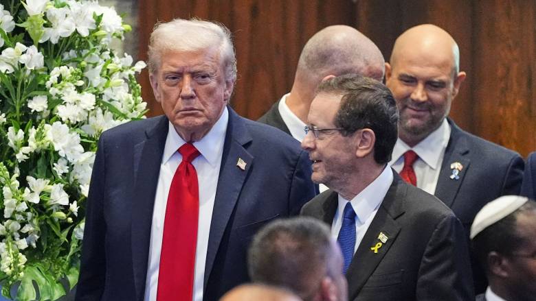 Χέρτζογκ: Σέβομαι την άποψηΤραμπ για τη χάρη στον Νετανιάχου, αλλά το Ισραήλ είναι κυρίαρχο κράτος