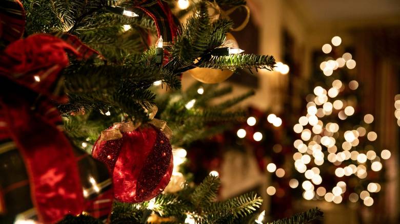 Η προειδοποίηση της Πυροσβεστικής για τα χριστουγεννιάτικα λαμπιόνια