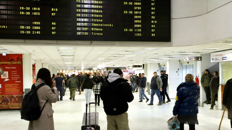 Επαναλειτουργεί το αεροδρόμιο του Ηρακλείου - Μία πτήση ανά τρεις ώρες στα Χανιά