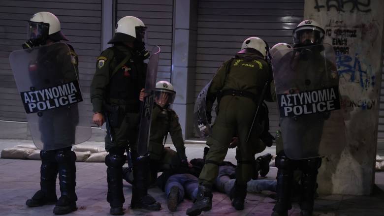 Διώξεις για πλημμελήματα στους 15 συλληφθέντες στην πορεία για τον Αλέξανδρο Γρηγορόπουλο