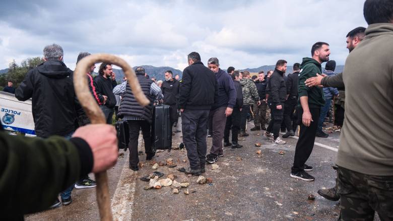 Αγρότες Χανίων: Τελεσίγραφο 24 ωρών για τις πληρωμές, αλλιώς κλείνουν ξανά το αεροδρόμιο