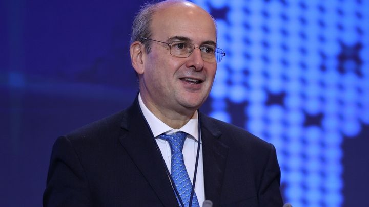 Χατζηδάκης στο Bloomberg: Οι ενεργειακές συμφωνίες ενισχύουν τη γεωπολιτική σημασία της Ελλάδας