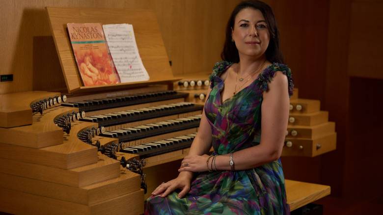 Μέγαρο Μουσικής: Ουρανία Γκάσιου - Ελένη Κεβεντσίδου Στη μνήμη του Νίκολας Κύναστον