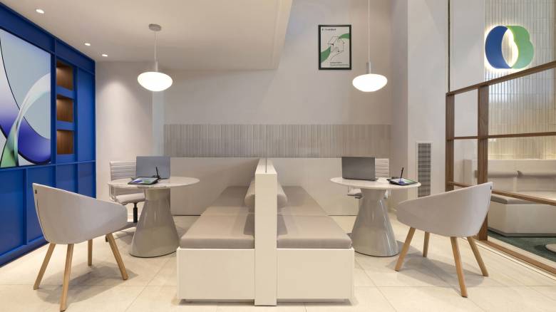 Μπορεί μία τράπεζα να επενδύει στην τεχνολογία και ταυτόχρονα να είναι ανθρωποκεντρική;