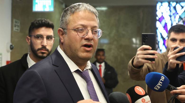 Ισραήλ: Ο Μπεν Γκβιρ φόρεσε καρφίτσα-θηλιά για την εκτέλεση Παλαιστίνιων - «Υπάρχει και η κρεμάλα»