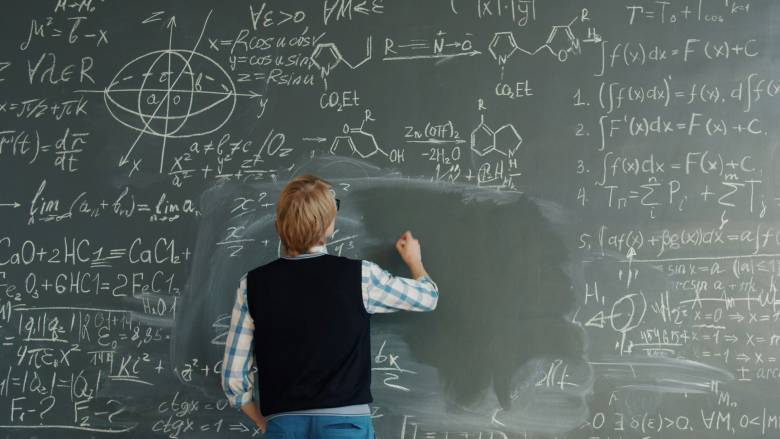 15χρονος αποκτά διδακτορικό στη κβαντική φυσική - Επόμενος στόχος του οι «υπεράνθρωποι» με AI