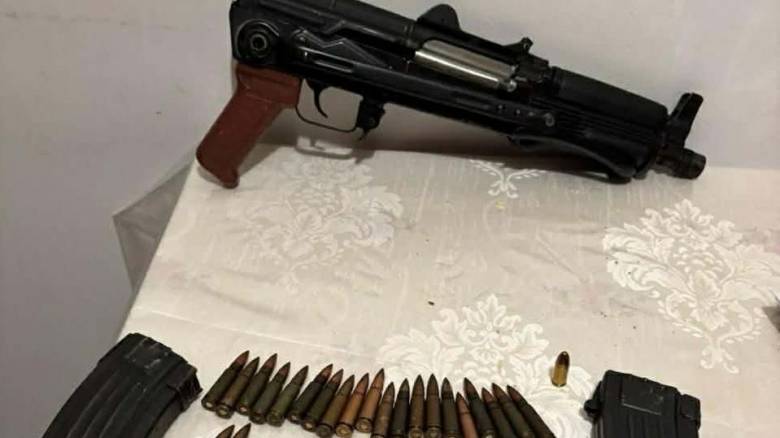 Απόπειρα δολοφονίας Γιάννη Λάλα: Τι βρέθηκε στη γιάφκα της εγκληματικής οργάνωσης στην Καλλιθέα