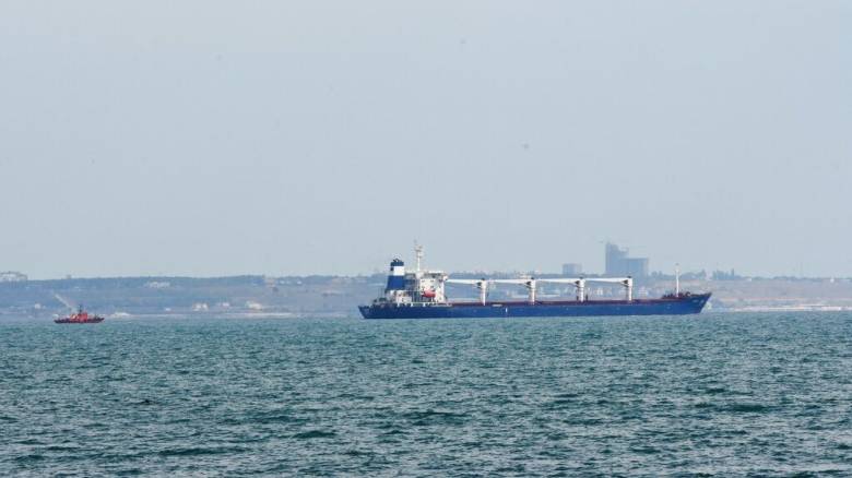 Πυραυλική επίθεση σε τουρκικό πλοίο σε λιμάνι της Οδησσού